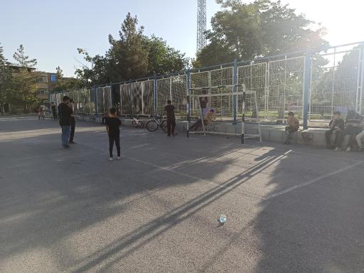 عکس فنس ورزشی آذر