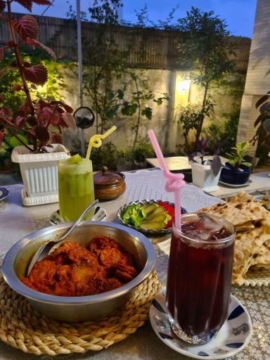 عکس کافه قابدون