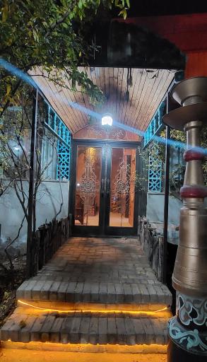 عکس سفره خانه سنتی بهارستان