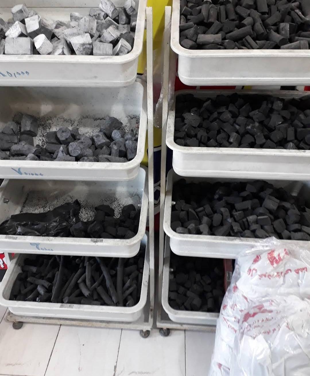 عکس پخش دخانیات و قلیان