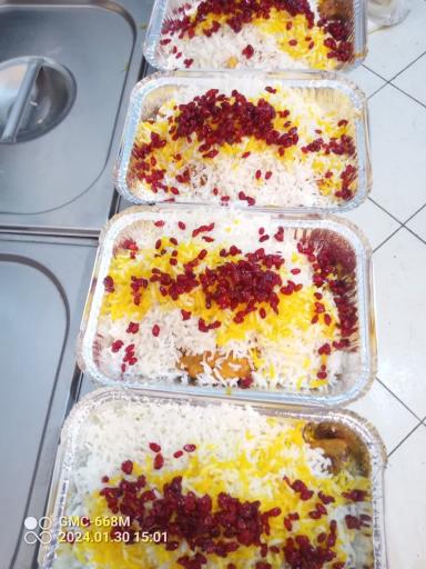 عکس تهیه غذای شرکتی کترینگ پارسی آنیسا
