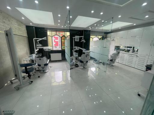 عکس مرکز دندانپزشکی سرو