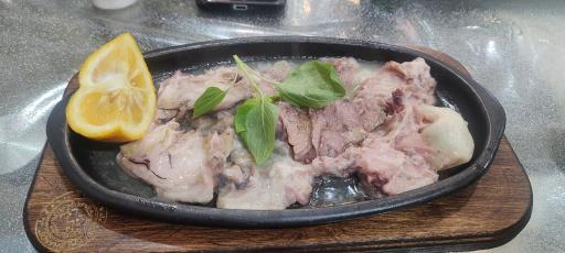 عکس طباخی شاندیز