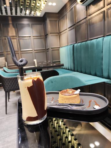 عکس کافه ملک (فرشته)