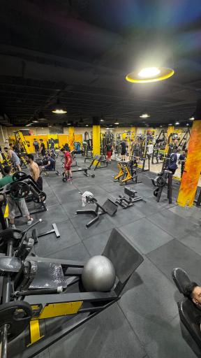 باشگاه بدنسازی انیکس