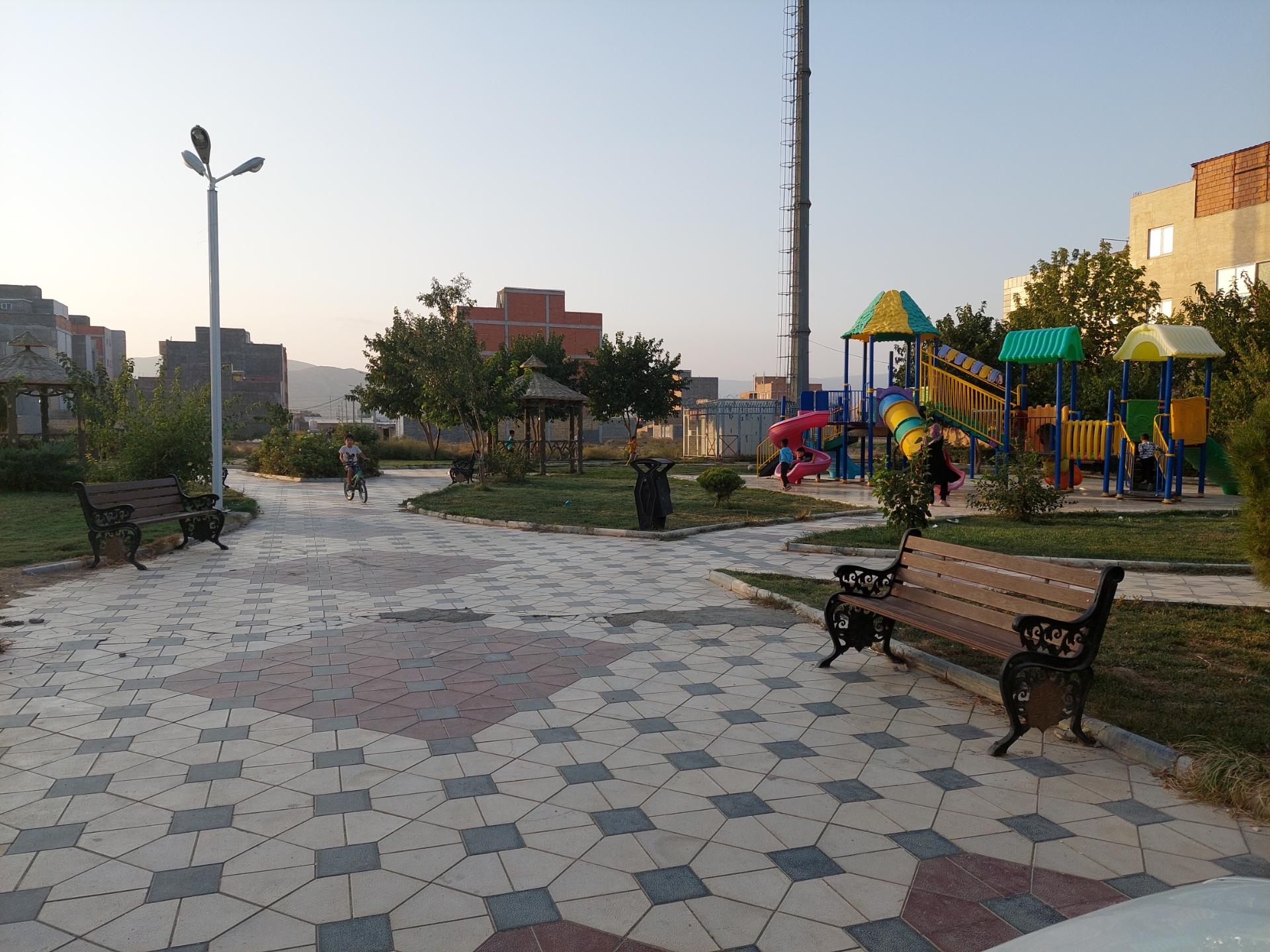 عکس پارک شهرک حکمت