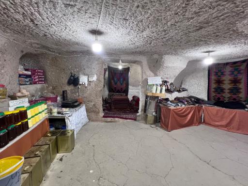 عکس دهکده صخره ای حیله ور