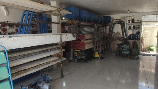 عکس فروشگاه و اجاره ابزار آلات ساختمانی استاندارد