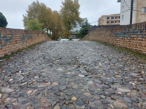 عکس پل خشتی فومن