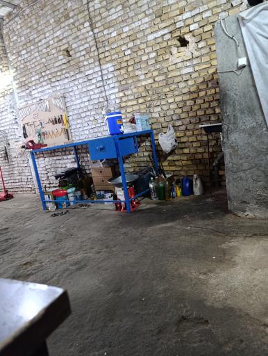 عکس تعمیرگاه کلاسیک