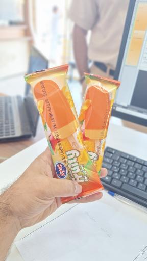 عکس پخش کیم و بستنی لگزیان