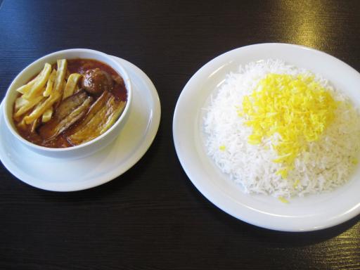 عکس کترینگ و تهیه غذای دنیز 