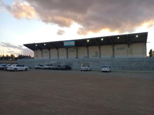 عکس سالن ورزشی امام خمینی