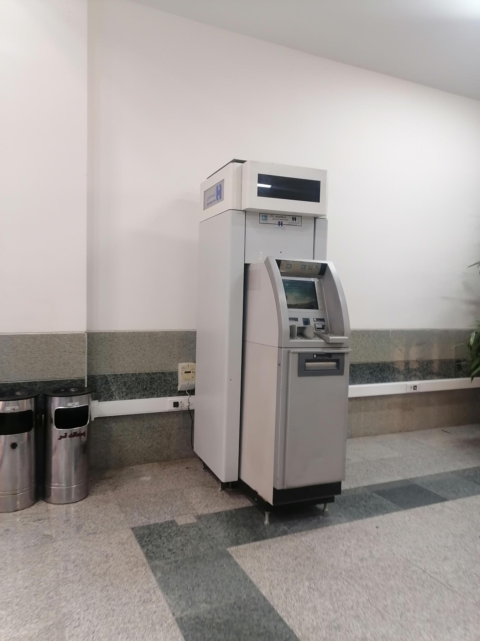 عکس خودپرداز بانک صادرات ایران 