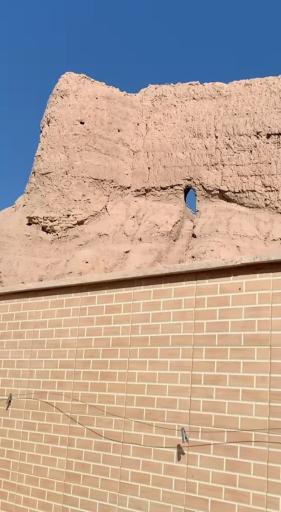 عکس قلعه رستم بافران