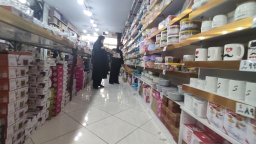 عکس فروشگاه شهر بلور