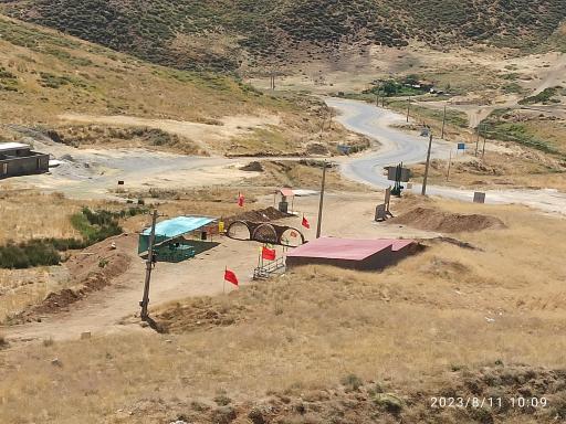 عکس یادمان شهدای بولفت و دوپازا