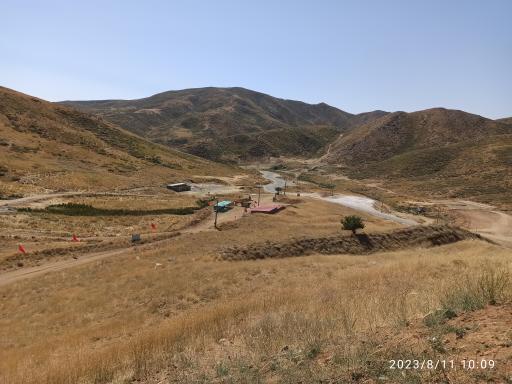 عکس یادمان شهدای بولفت و دوپازا