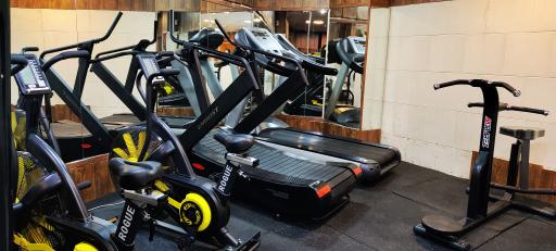 عکس باشگاه بانوان هدف 