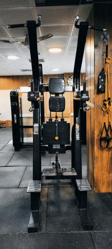 عکس باشگاه بانوان هدف 