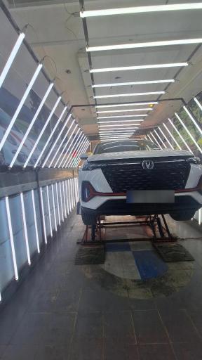 عکس تشخیص رنگ و فنی مهندس یکتایی