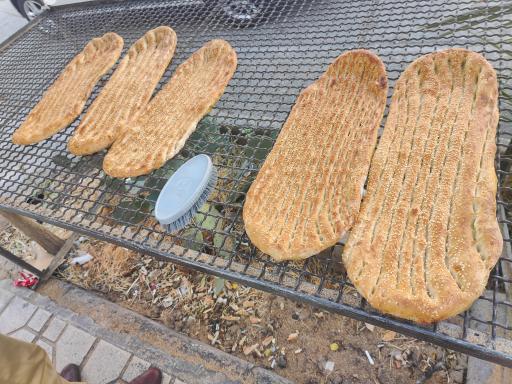 عکس نان بربری روغنی استقلال 
