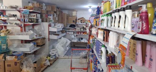 عکس سوپرمارکت نظری