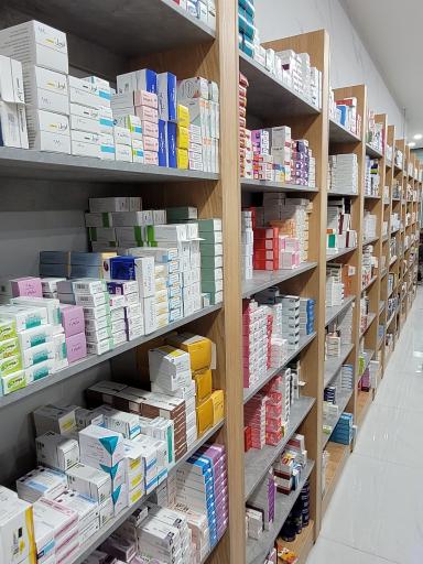 عکس داروخانه شبانه روزی دکتر بابائی