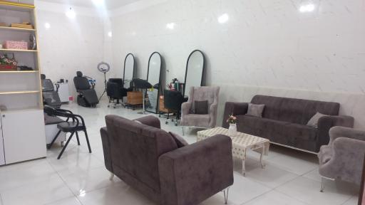 عکس سالن زیبایی ملکه