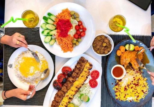 عکس غذای بیرون بر الیزه