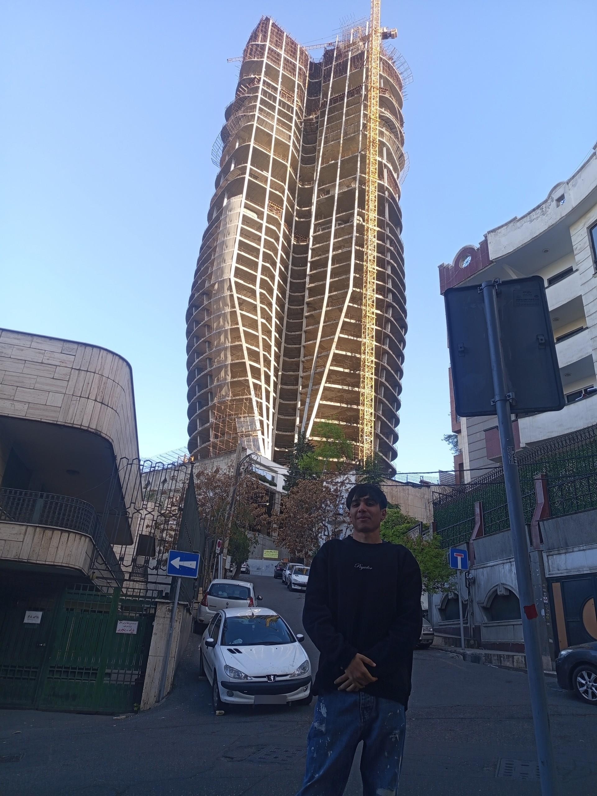 عکس هتل فرشته پاسارگاد (در حال ساخت)