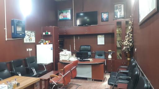 عکس مشاور املاک ۲۰