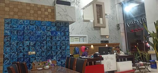 عکس رستوران بره سفید