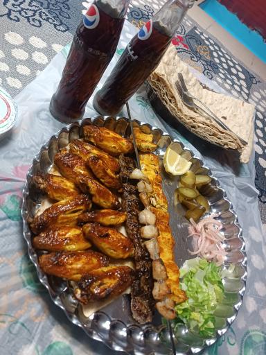 عکس چلوکبابی جوانان