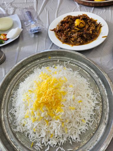 عکس رستوران بره سفید