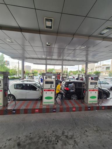 عکس پمپ بنزین 193 حکیمیه