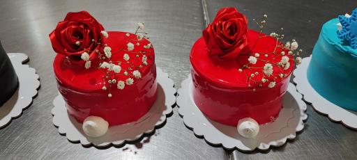 عکس قنادی شیرینی عسل 