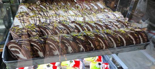 عکس قنادی شیرینی عسل 