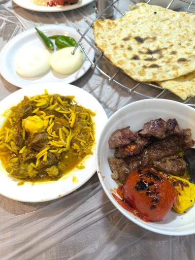 عکس رستوران بره سفید
