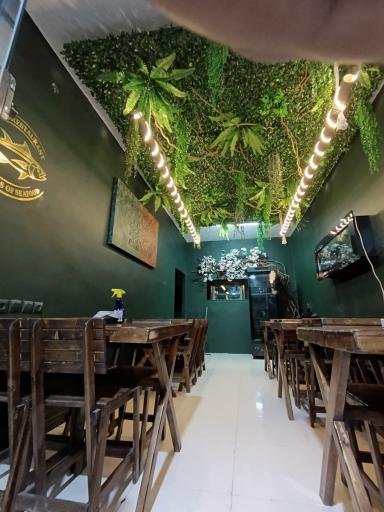 عکس  رستوران دریایی آقای ماهی