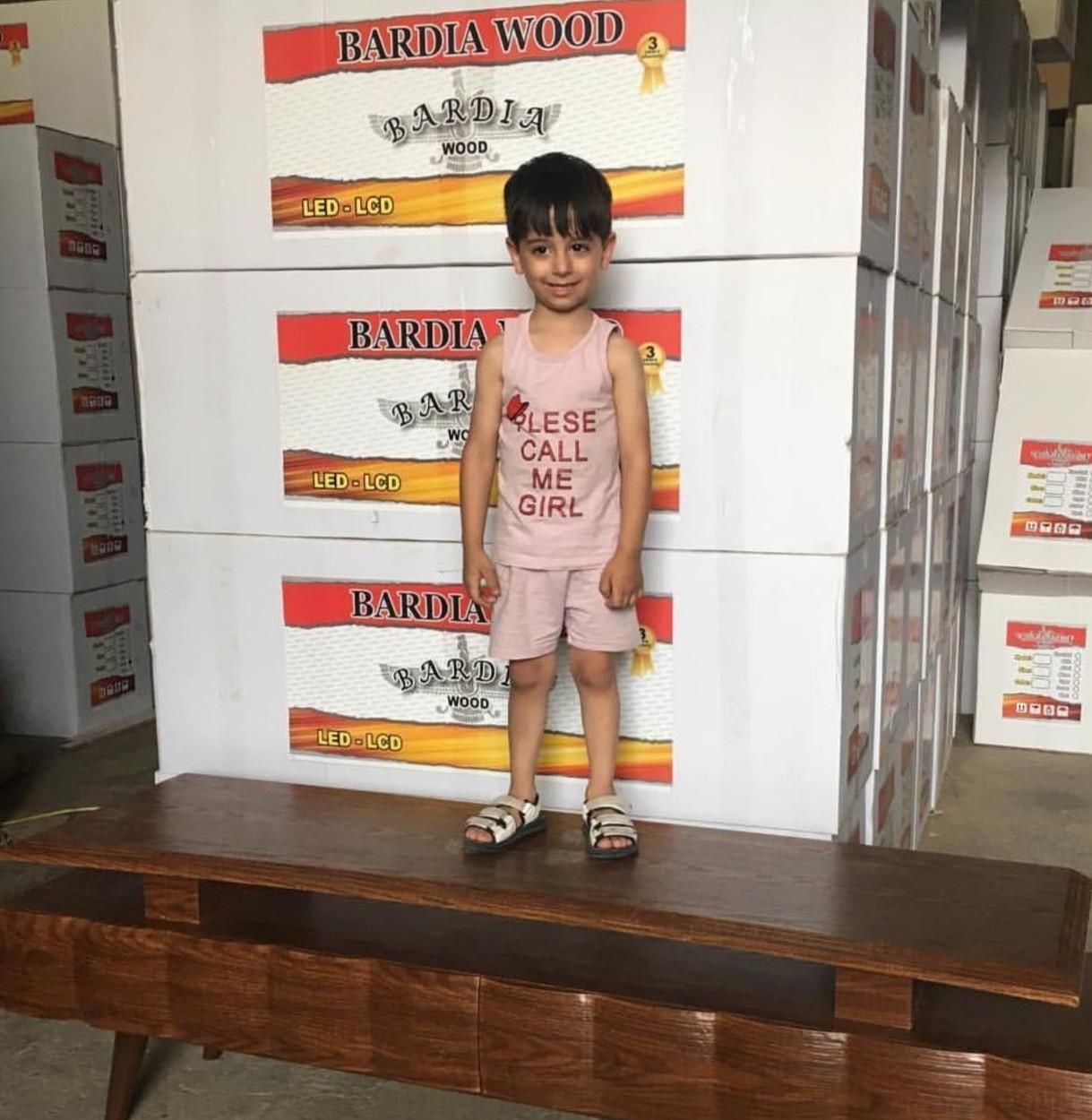 عکس تولیدی میز ال سی دی بردیا