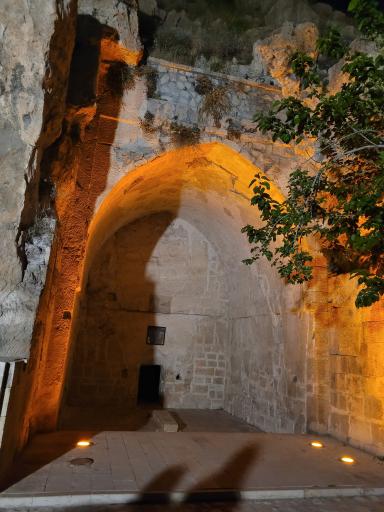 عکس آرامگاه خواجوی کرمانی