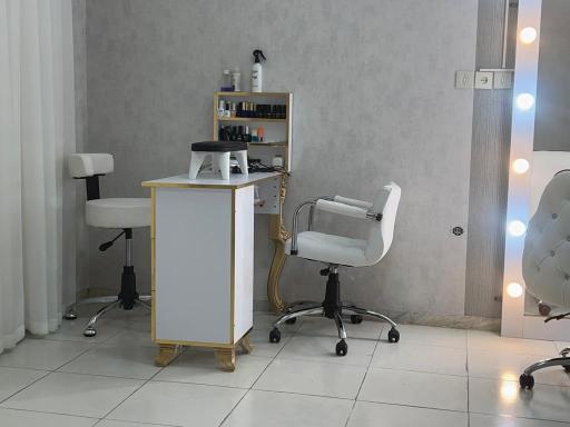 عکس آرايشگاه پریزاد