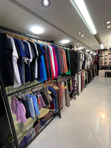 عکس فروشگاه ورزشی مهدی اسپرت