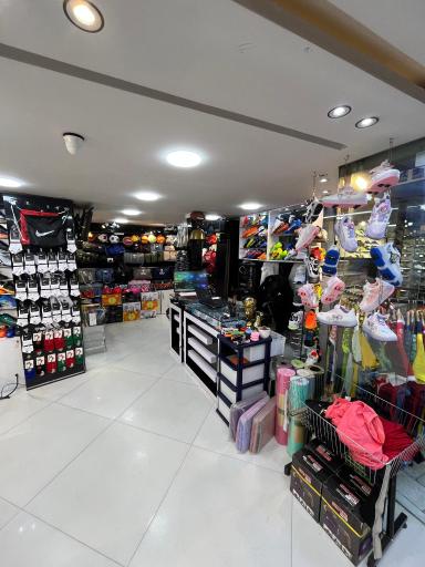 فروشگاه ورزشی مهدی اسپرت