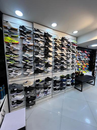 عکس فروشگاه ورزشی مهدی اسپرت