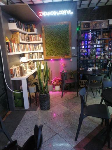 عکس کافی شاپ کوروش