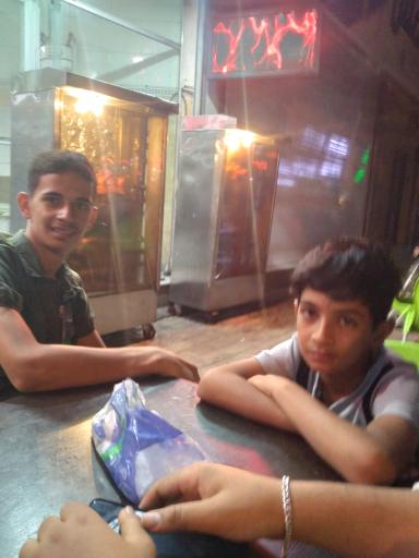 عکس پیتزا و ساندویچ ماهور