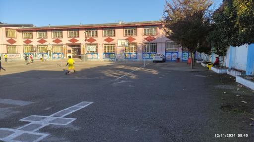 عکس دبیرستان شهید چمران