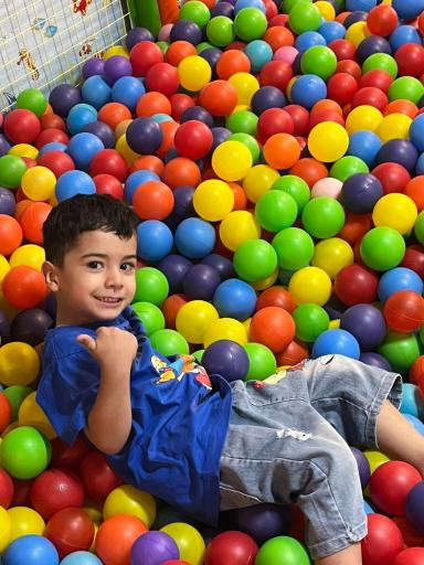 عکس توپک (خانه بازی و مهدکودک)